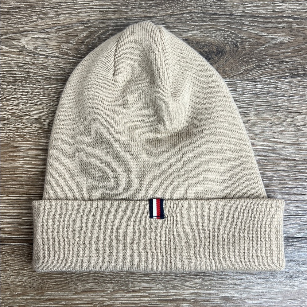 🤍 Tommy Hilfiger Classic Beige Knit Beanie | One Size